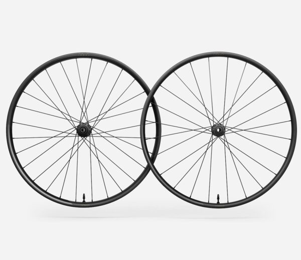 OQUO KOŁA MP30LTD SHIMANO MS SET Black