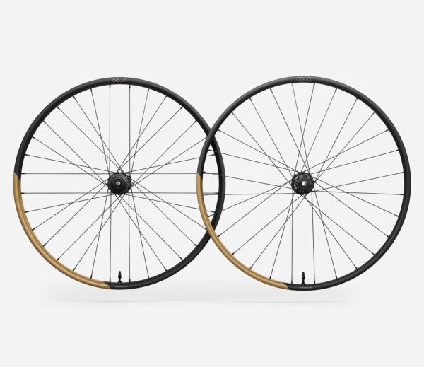 OQUO KOŁA MC32LTD SHIMANO MS SET Metallic Golden Sand