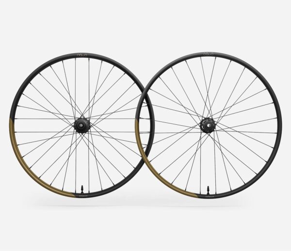 OQUO KOŁA MC32LTD SHIMANO MS SET Metallic Olive Green