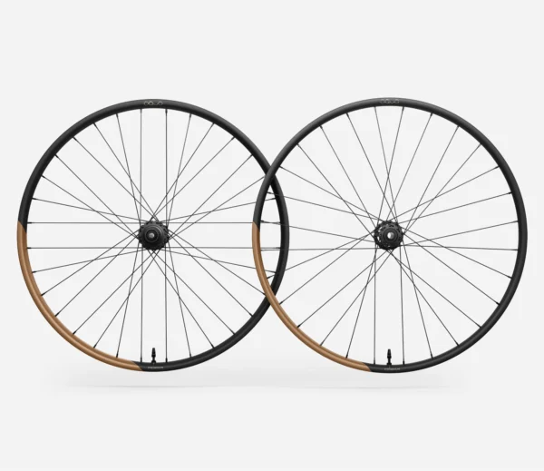 OQUO KOŁA MC32LTD SRAM XD SET Metallic Cinnamon